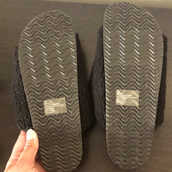 NEW R2 Bernette Black Fuzzy “Birkenstock” Style Cork Sandals Womens Size 10 - Picture 2 of 5